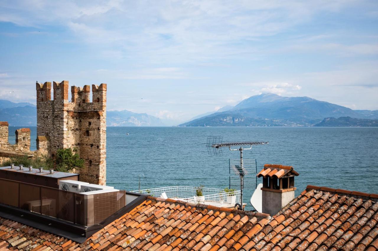 Hotel Degli Oleandri Σιρμιόνε Εξωτερικό φωτογραφία