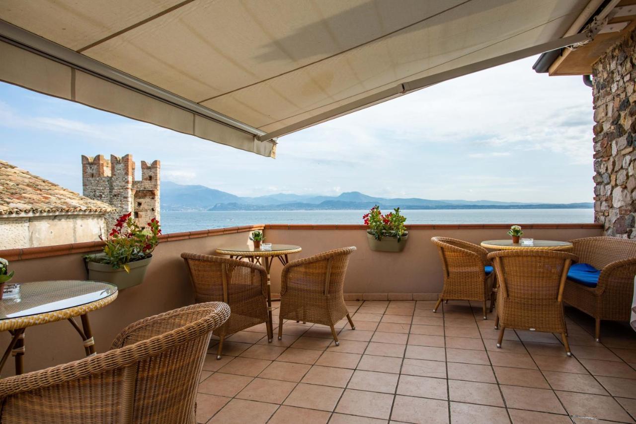 Hotel Degli Oleandri Σιρμιόνε Εξωτερικό φωτογραφία