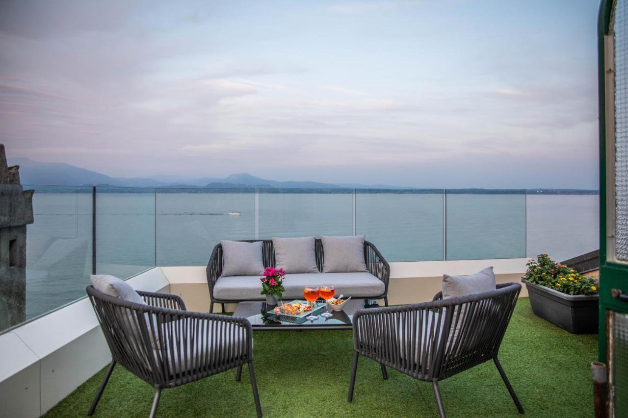 Hotel Degli Oleandri Σιρμιόνε Εξωτερικό φωτογραφία