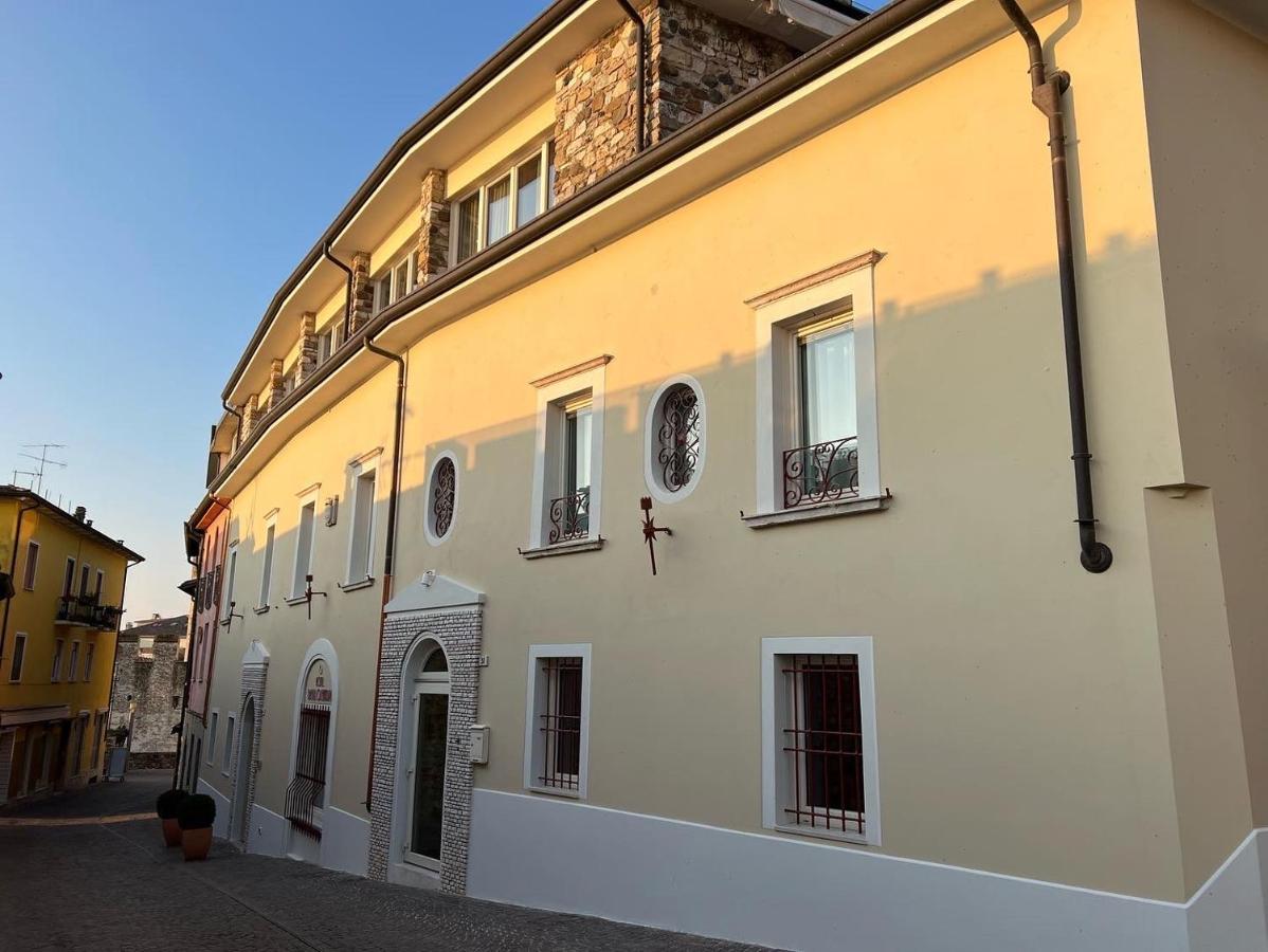 Hotel Degli Oleandri Σιρμιόνε Εξωτερικό φωτογραφία