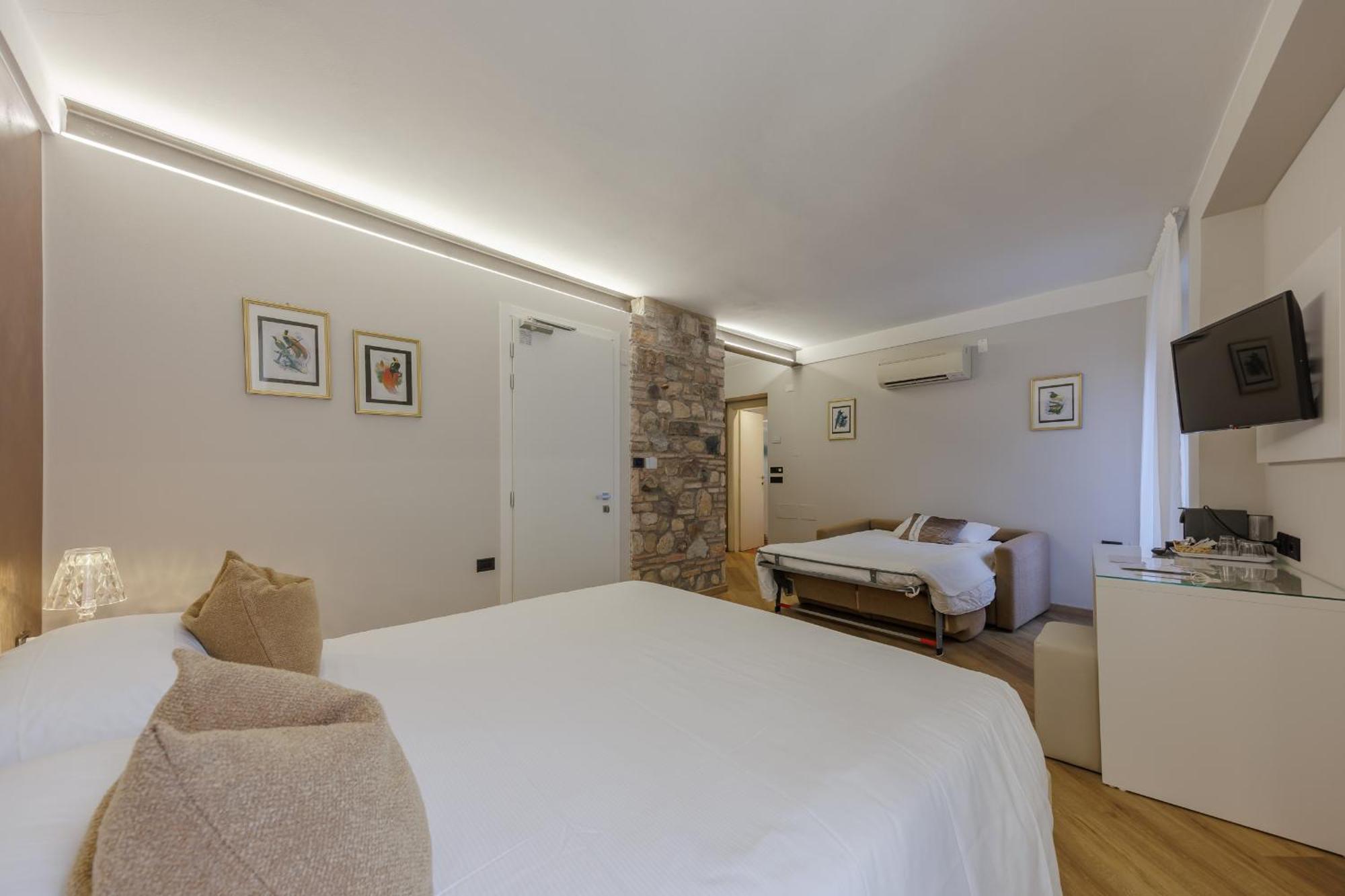 Hotel Degli Oleandri Σιρμιόνε Εξωτερικό φωτογραφία