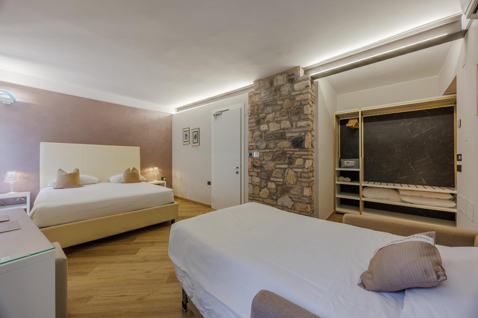 Hotel Degli Oleandri Σιρμιόνε Εξωτερικό φωτογραφία
