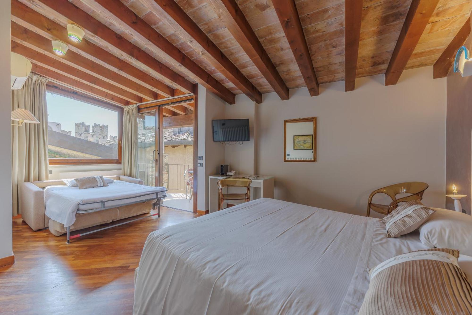 Hotel Degli Oleandri Σιρμιόνε Εξωτερικό φωτογραφία